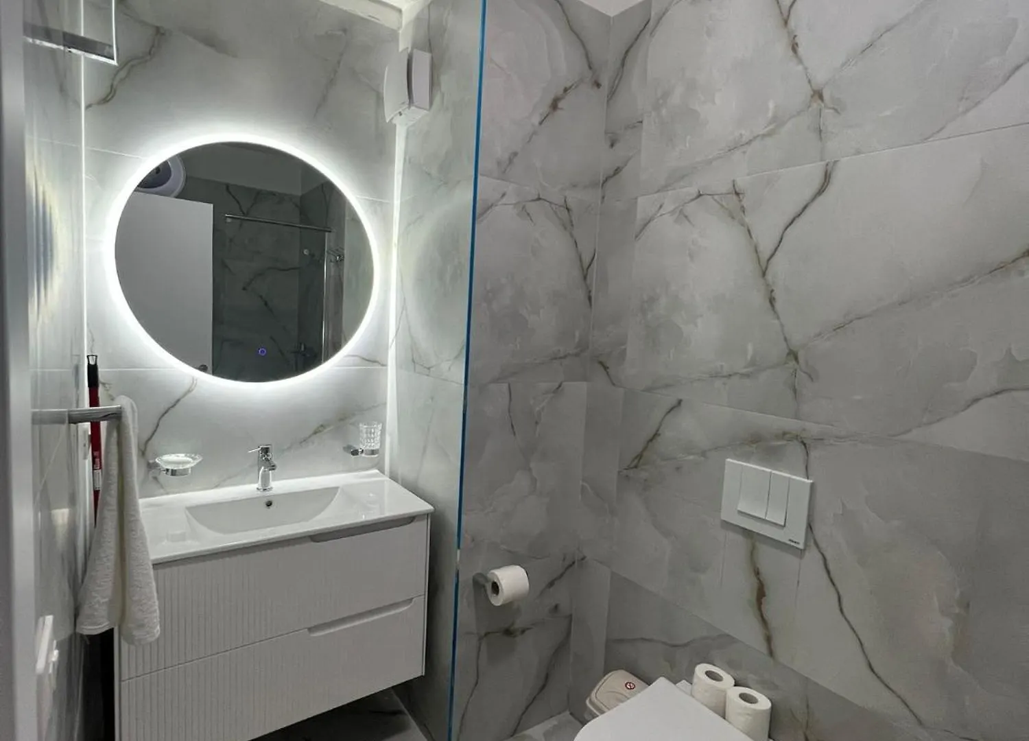 Univers City House Ljaknasi Appartement